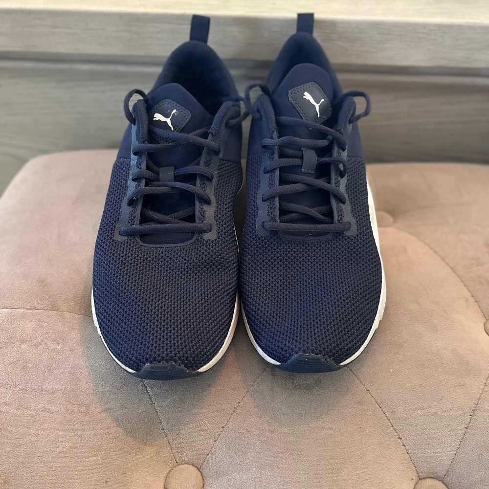 Soft Foam Men’s Puma Sneakers